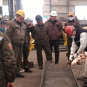 ɽ�|���x���ؙC(j��)е���޹�˾���������a(ch��n)Ʒ�|(zh��)������Ƹ��(zhu��n)�����F(xi��n)��(ch��ng)ָ��(d��o)